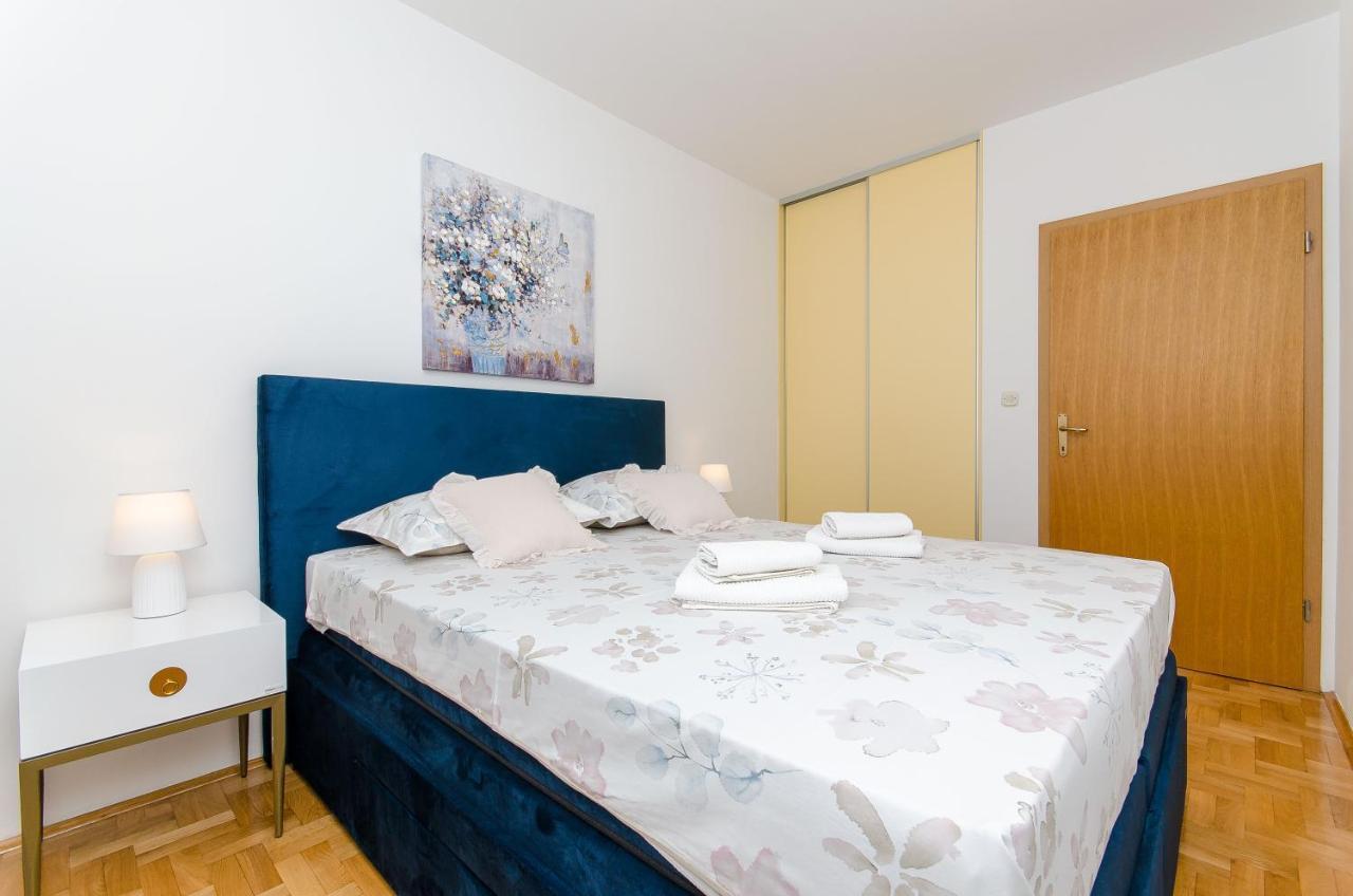 Spacious Apartment Smile With Terrace And Secure Garage Split Luaran gambar