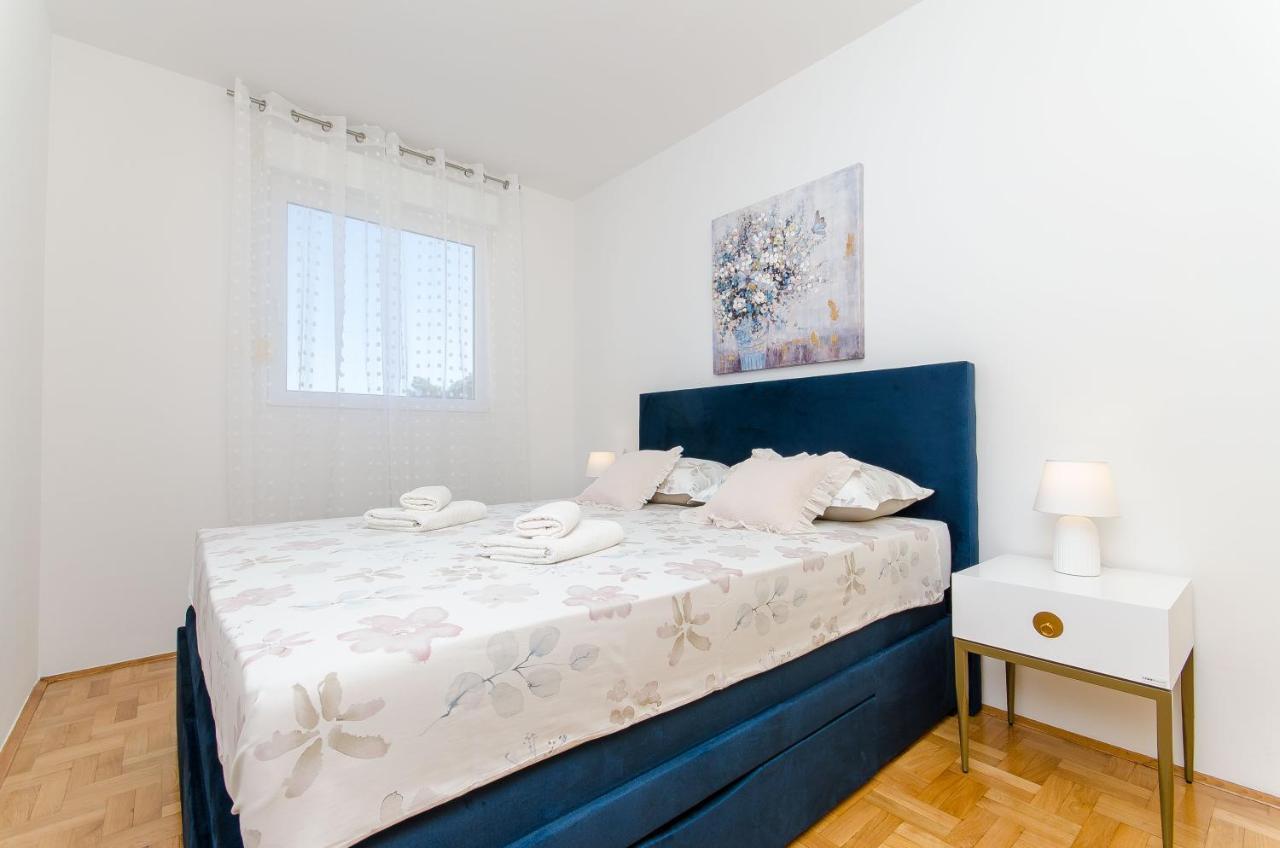 Spacious Apartment Smile With Terrace And Secure Garage Split Luaran gambar