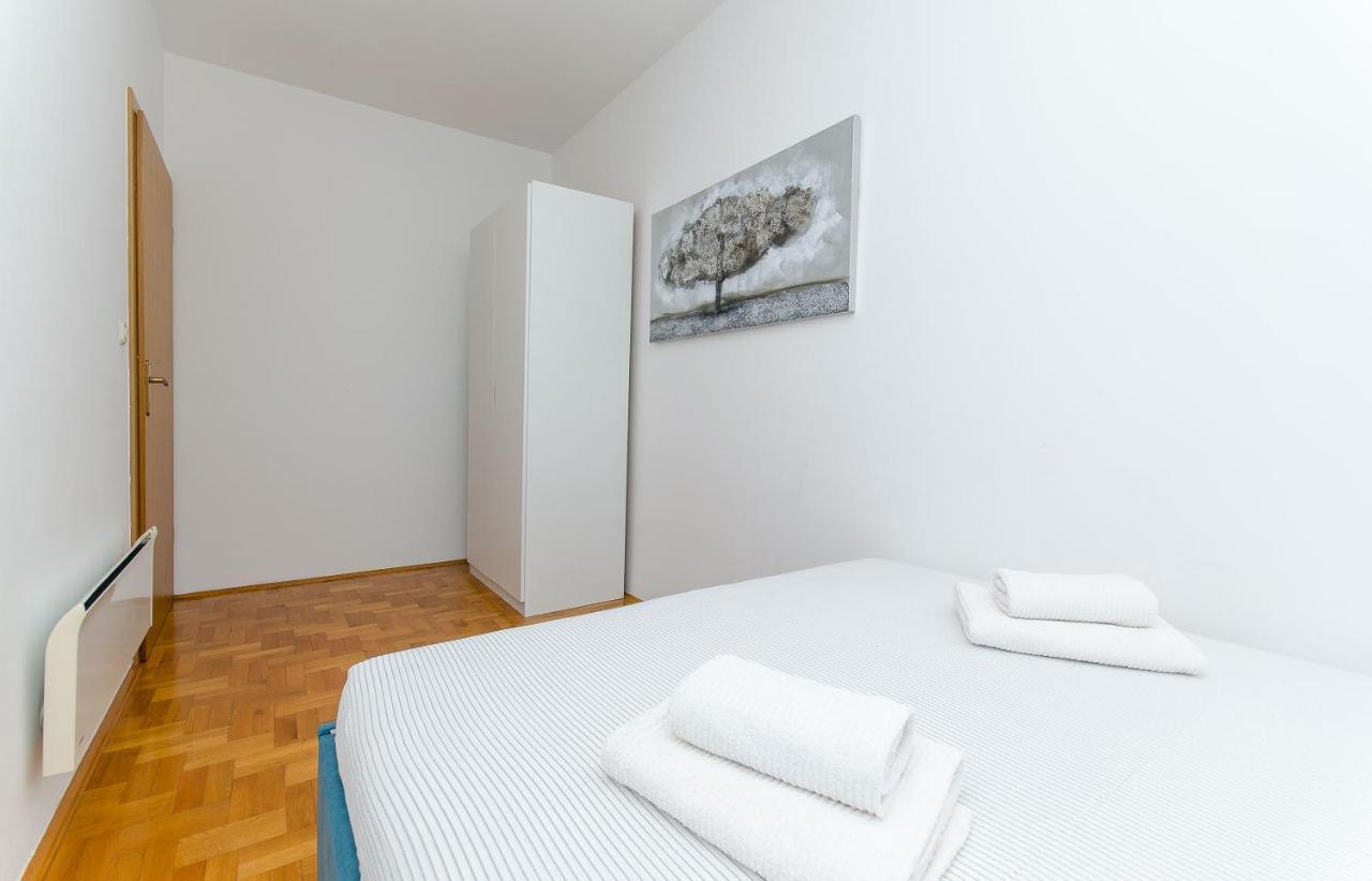 Spacious Apartment Smile With Terrace And Secure Garage Split Luaran gambar