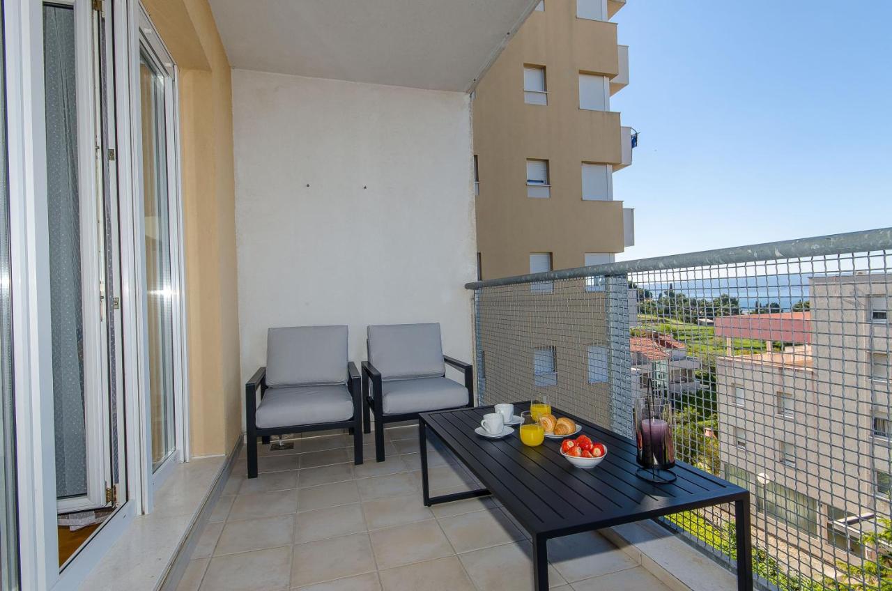Spacious Apartment Smile With Terrace And Secure Garage Split Luaran gambar
