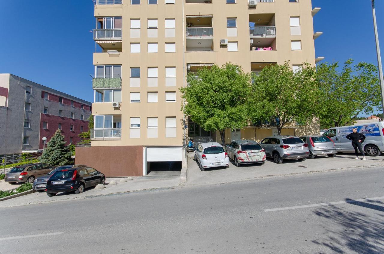 Spacious Apartment Smile With Terrace And Secure Garage Split Luaran gambar