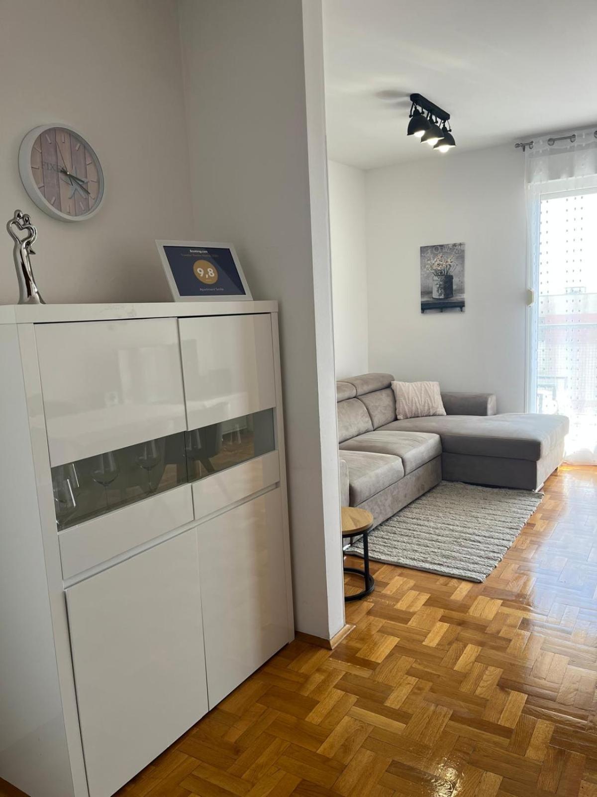 Spacious Apartment Smile With Terrace And Secure Garage Split Luaran gambar